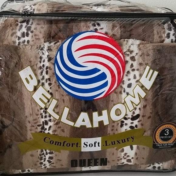 Queen Size Ultra Thick Soft Faux Fur Blanket Throw 3 Piece Set - Picture 5 of 8